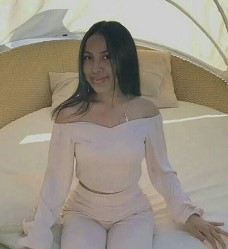 rencontrer Larissa – 21 ans, Antananarivo